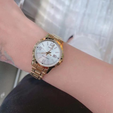 Zegarek Casio Collection LTP-V004G-7B2 (zd642b) Zegarek Casio Collection LTP-V004G-7B2 (zd642b)