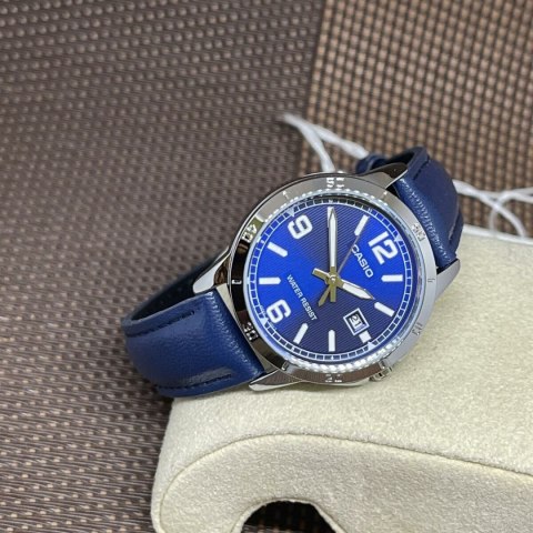 Zegarek Casio Collection LTP-V004L-2B (zd568g) Zegarek Casio Collection LTP-V004L-2B (zd568g)