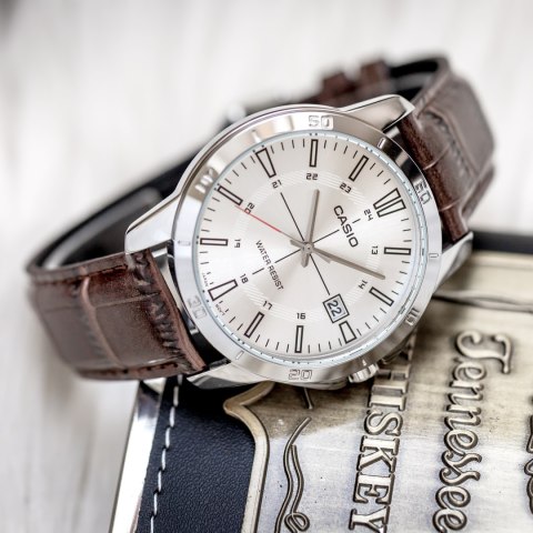 Zegarek Casio MTP-V004L-7CUDF