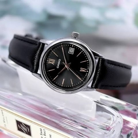 ZEGAREK DAMSKI CASIO LTP-V002L-1B3UDF (zd584j) + BOX ZEGAREK DAMSKI CASIO LTP-V002L-1B3UDF (zd584j) + BOX
